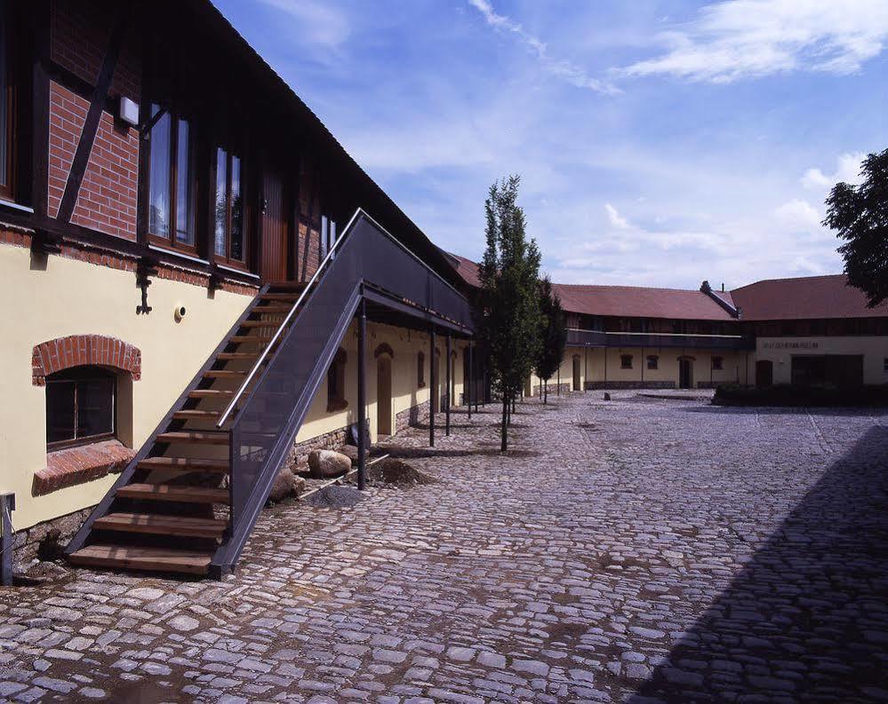 Resort Schloss Auerstedt Exterior foto